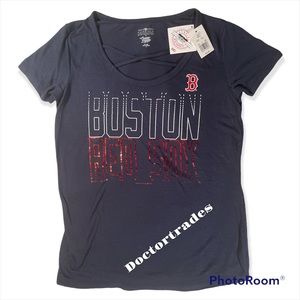 New NWT MLB Boston Red Sox Baseball Women's Poly Rayon Scoop Neck T-Shirt